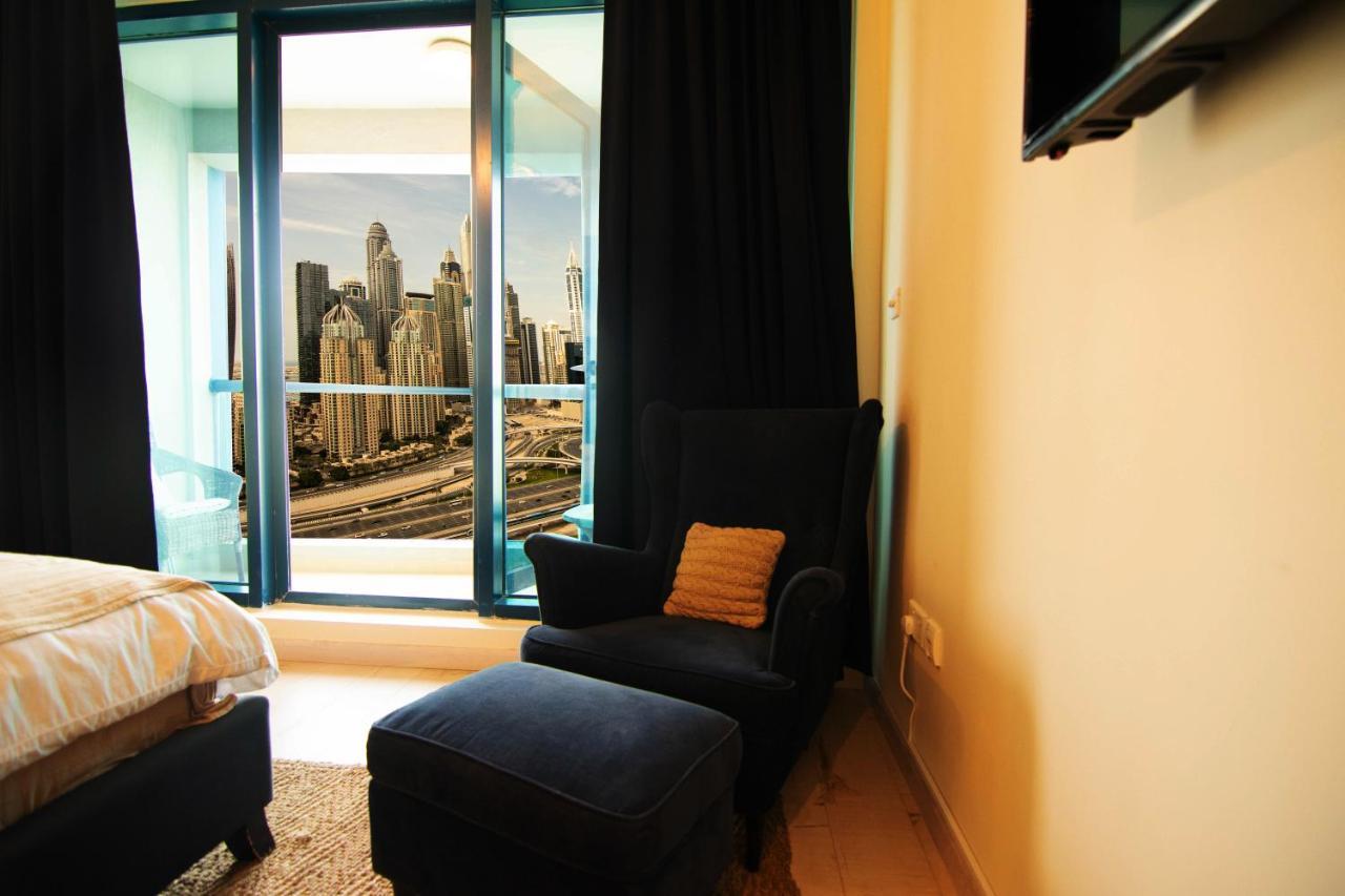 Lux Bnb I X1 Tower I Golf Course & Sea Views Dubai Exteriör bild